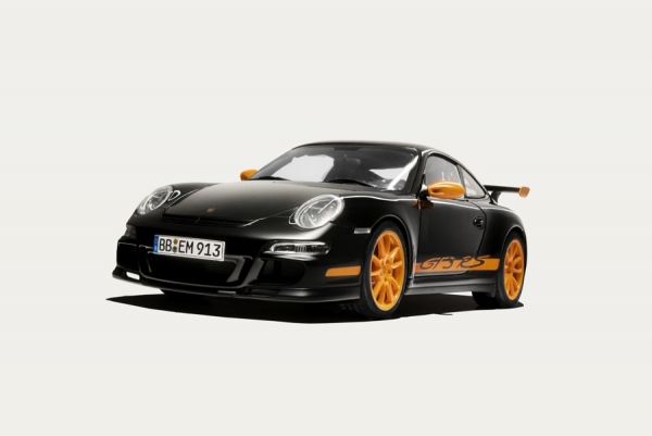 Photograph Petr Pechman Porsche on One Eyeland